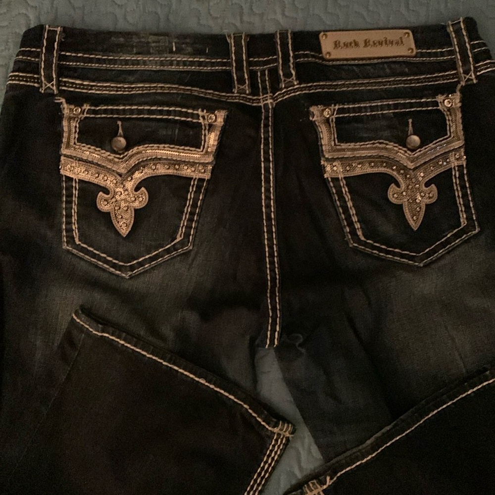 Women’s Rock Revival jeans